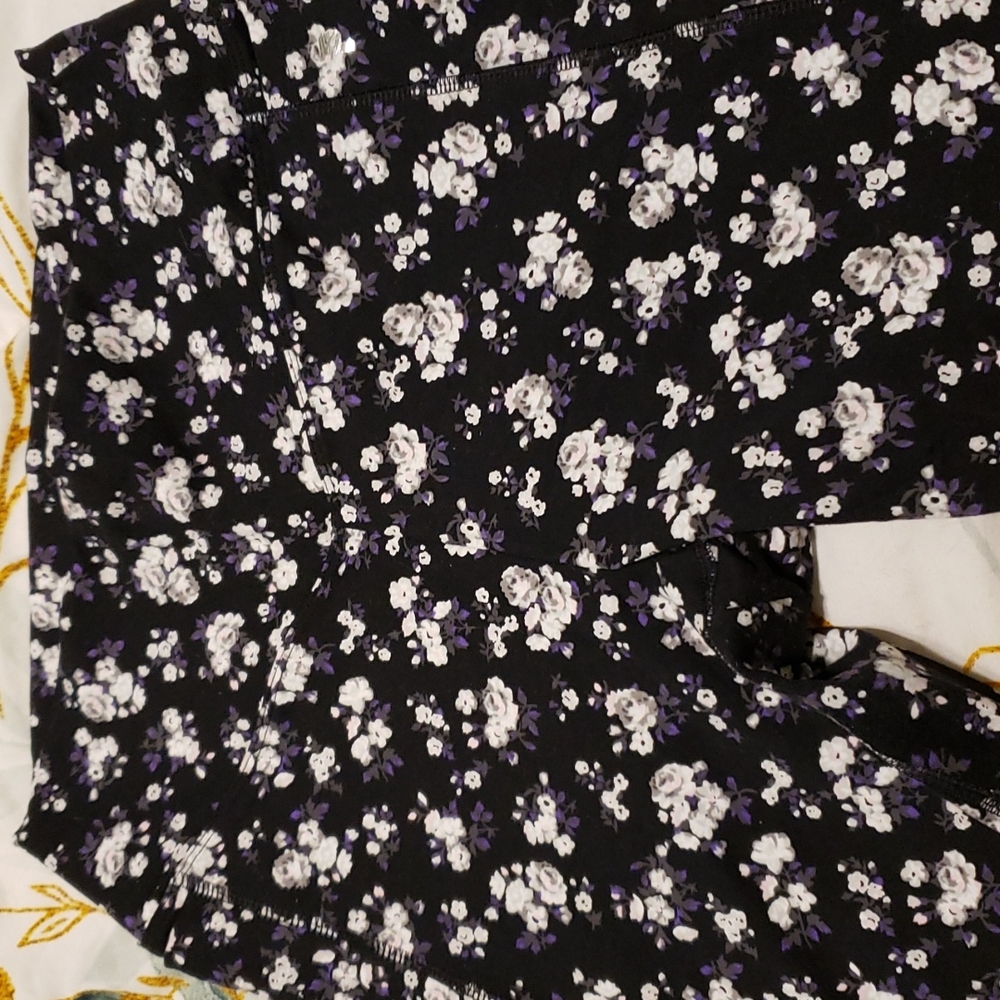 PINK Ultimate Legging Black Floral Large